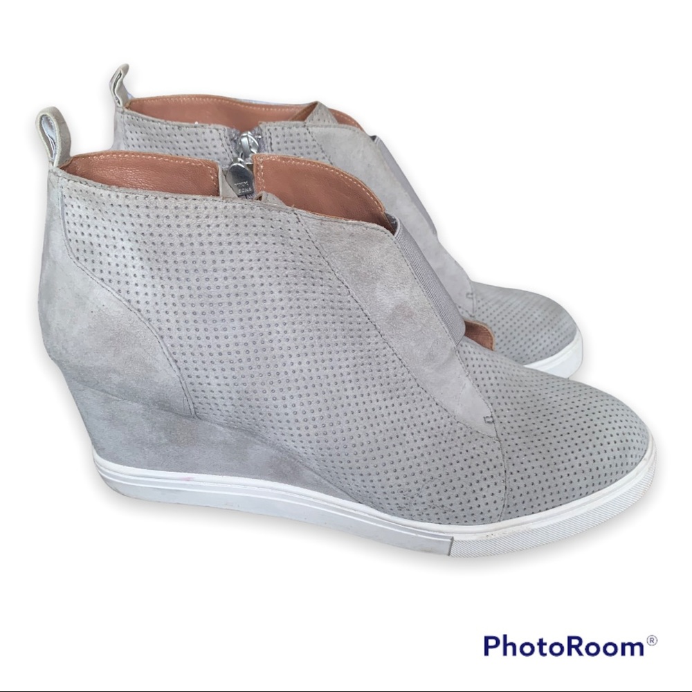 Linea Paolo Felicia Original Platform Wedge Sneaker Bootie 9.5